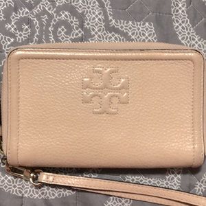 Tory Burch wristlet wallet